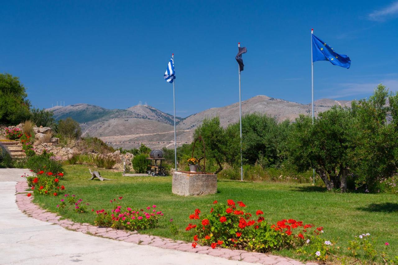Casa Di Colona - Κόκκινο Lägenhet Lixouri Exteriör bild