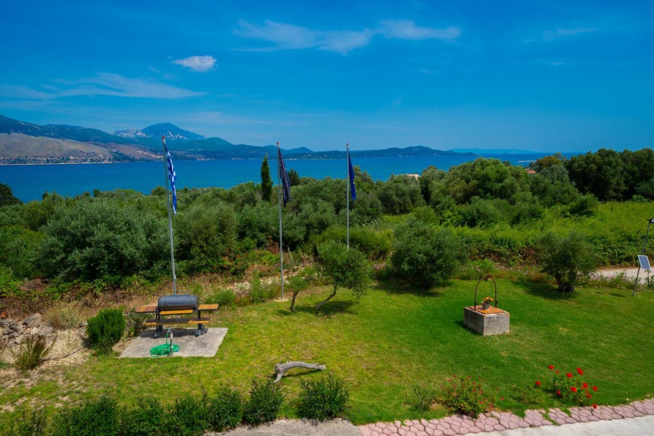 Casa Di Colona - Κόκκινο Lägenhet Lixouri Exteriör bild